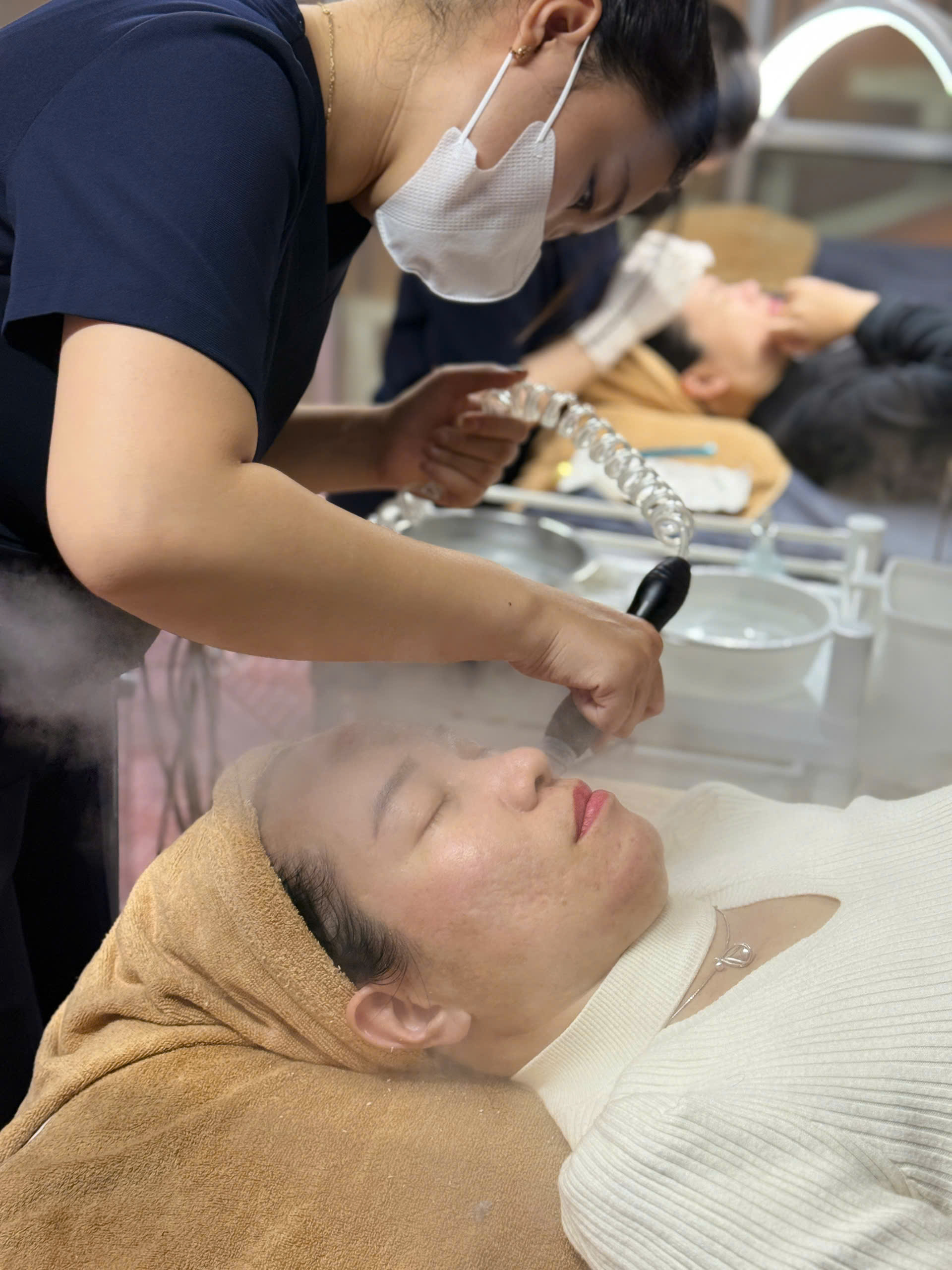 amora beauty center