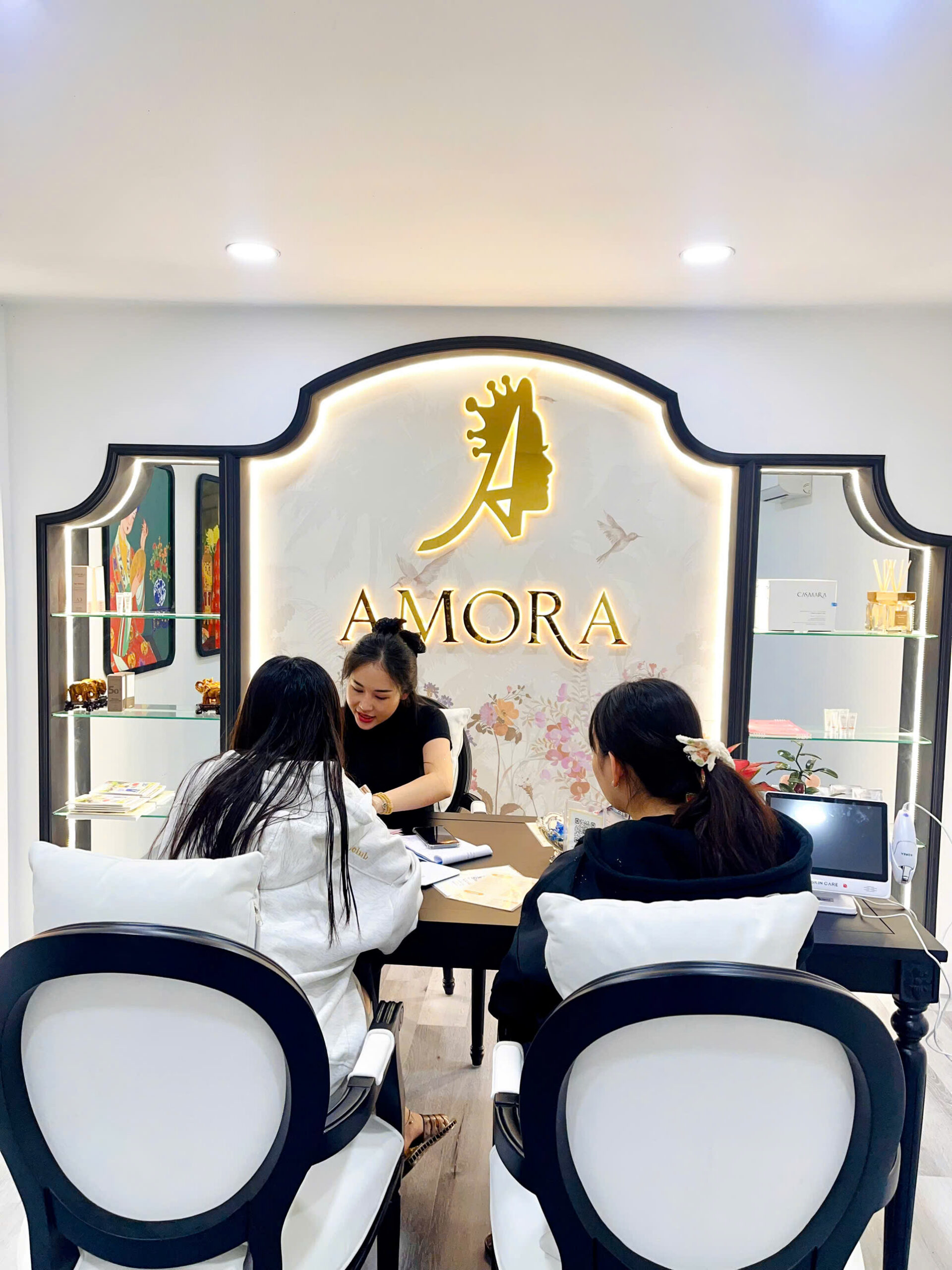 amora beauty center